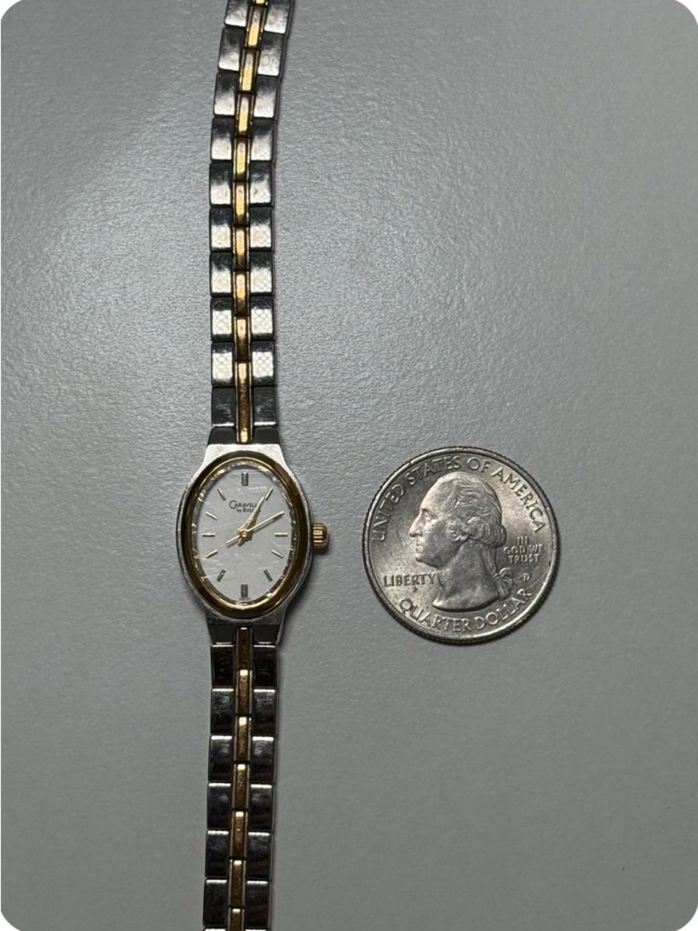 Vintage Caravelle by Bulova Women’s Watch Two Tone Oval Quartz Dress Watch Japan - Picture 6 of 6